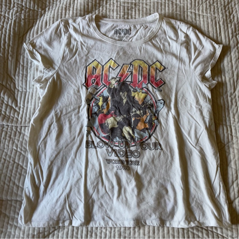 AC/DC blow up your video world tour tee